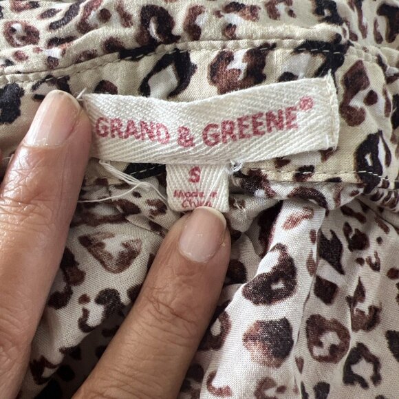 Grand & Greene Leopard Print Button-Up Long Sleeve Shirt size S - Picture 5 of 10